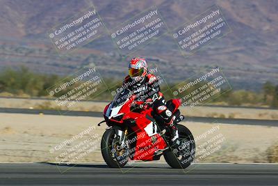 media/Jan-13-2024-SoCal Trackdays (Sat) [[9c032fe5aa]]/Turn 14 (10am)/
